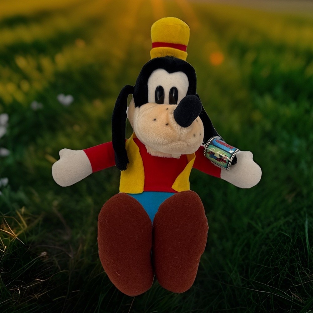 VTG Walt Disney World Goofy Plush 15" Stuffed Animal Toy With Tag
